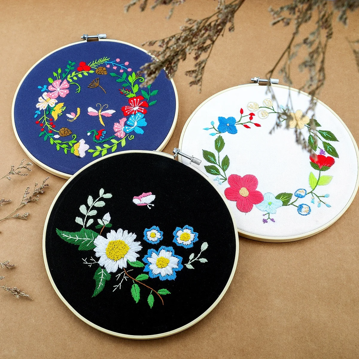 
hot sale 3pcs cross stitch set embroidery starter kit with pattern  (1600054764758)