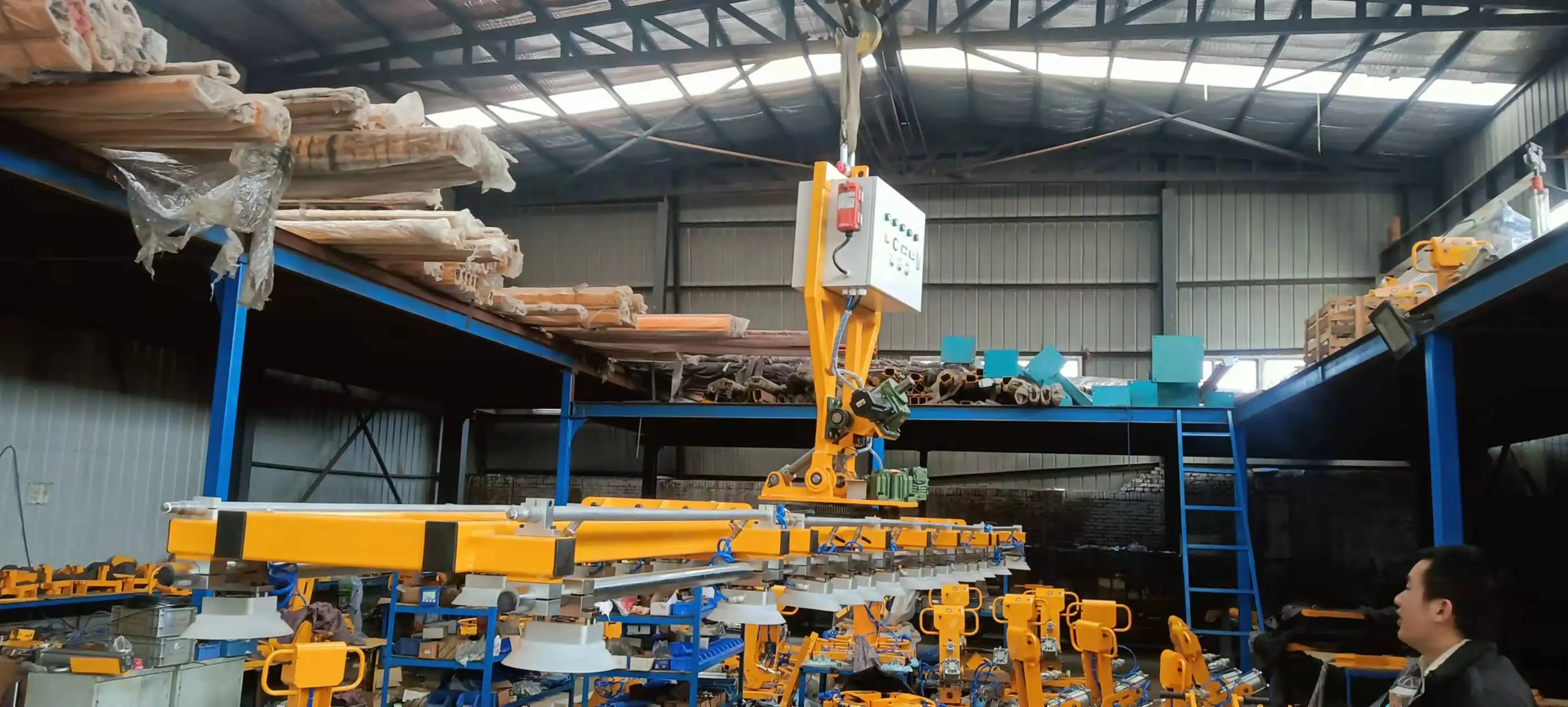 Customer Design Curved Glass Vacuum Lifter Radius Glass Lifter Machine 1200KG Heavy Duty