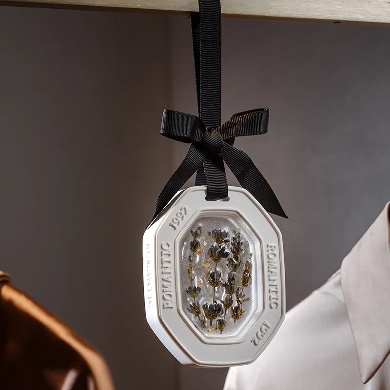 FLORESCENCE Luxury Aromatherapy Christmas Aroma Room Air Freshener Dried Flower Gypsum Scented Candle Wax Tablet Gift Set