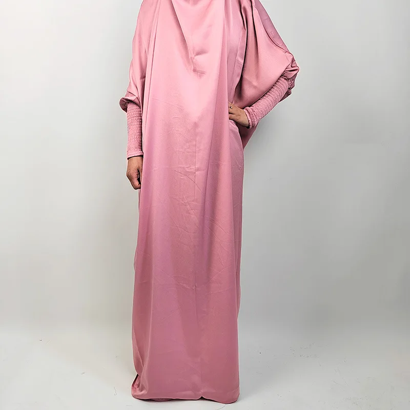 Wholesale Modest Khimar Hijab Abaya Long Sleeve Muslim Evening Dress Turkish Abaya Women Muslim Dress 2023