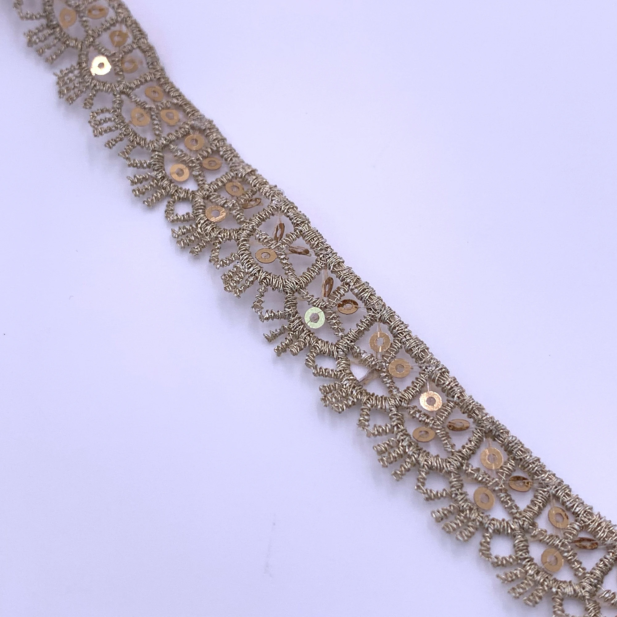 High Quality Wholesale Shiny Polyester Water Soluble Delicate Sequin Gpo Lace Trim Gold