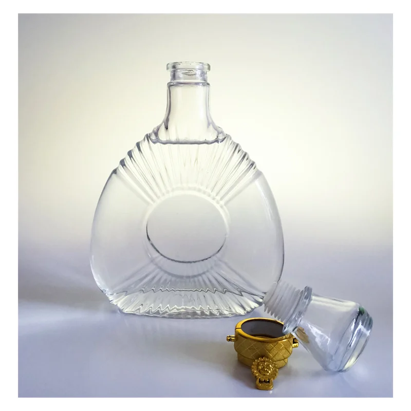 Bulk Sale Food Grade Eco Friendly High Quality 500ml Design Glass Vodka Bottle for Liquor