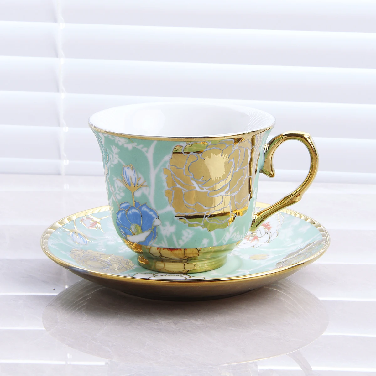 Deluxe 14PCS Water Set Arabia Gold Framed Porcelain Coffee & Tea Cup Set with Teapot Tray Ceramic Tea Cup Set