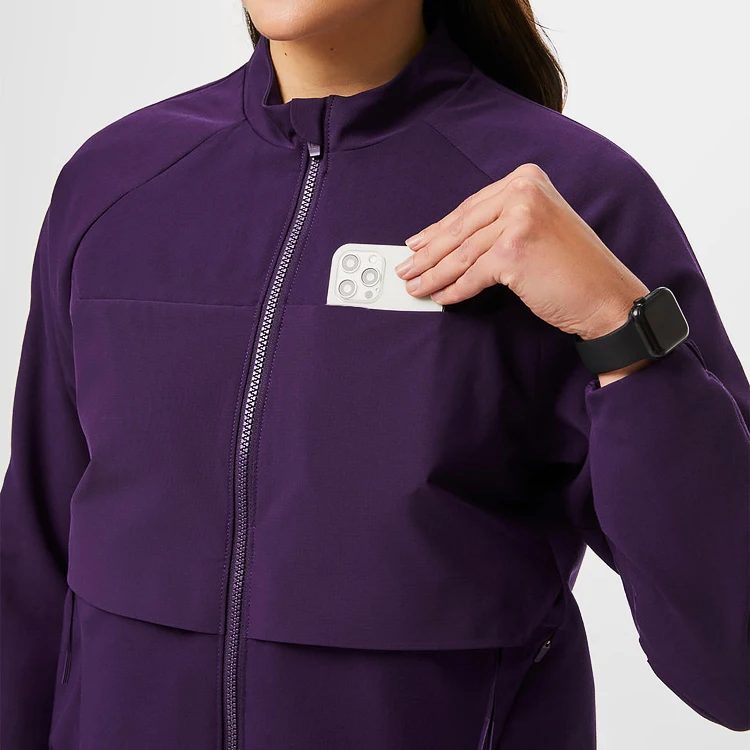 Wholesale Nursing Scrubs Uniforms Sets Fit Jogger Hospital Uniforms Female V-neck T Jogger Scrubs With Logo