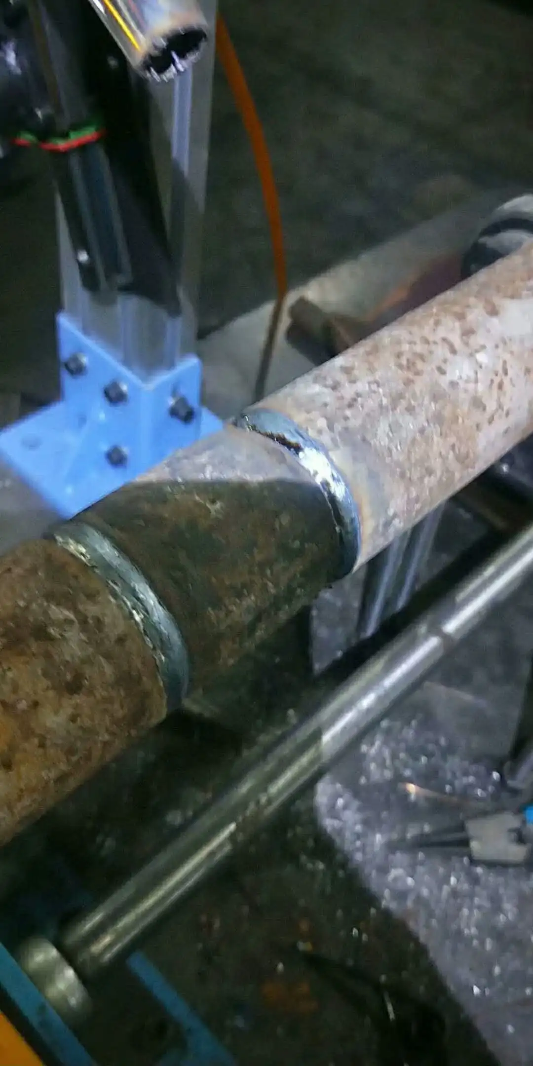 Metal steel pipe welding machine Construction scaffolding pipe welding machine Automatic welding pipe equipment Timely supply