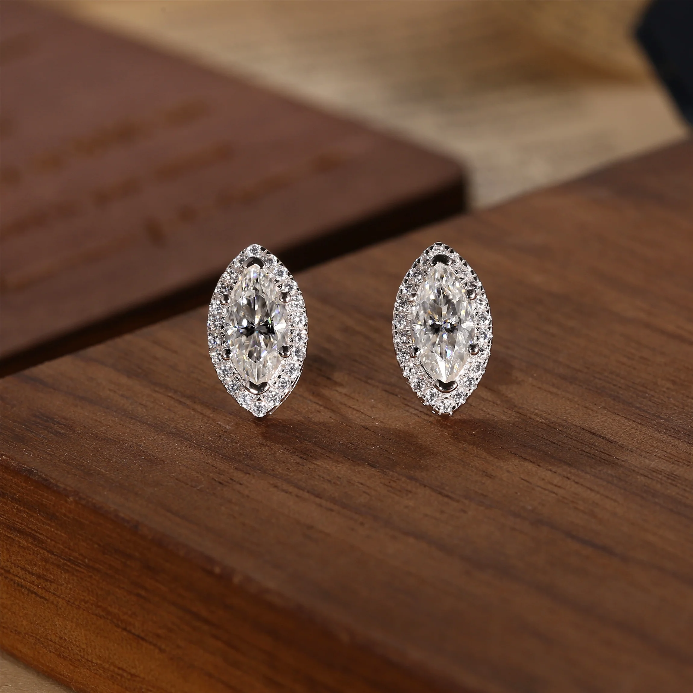 China Wholesale 925 Silver Jewelry set Holo Marquise Wedding Ring VVS Moissanite Set For Lady