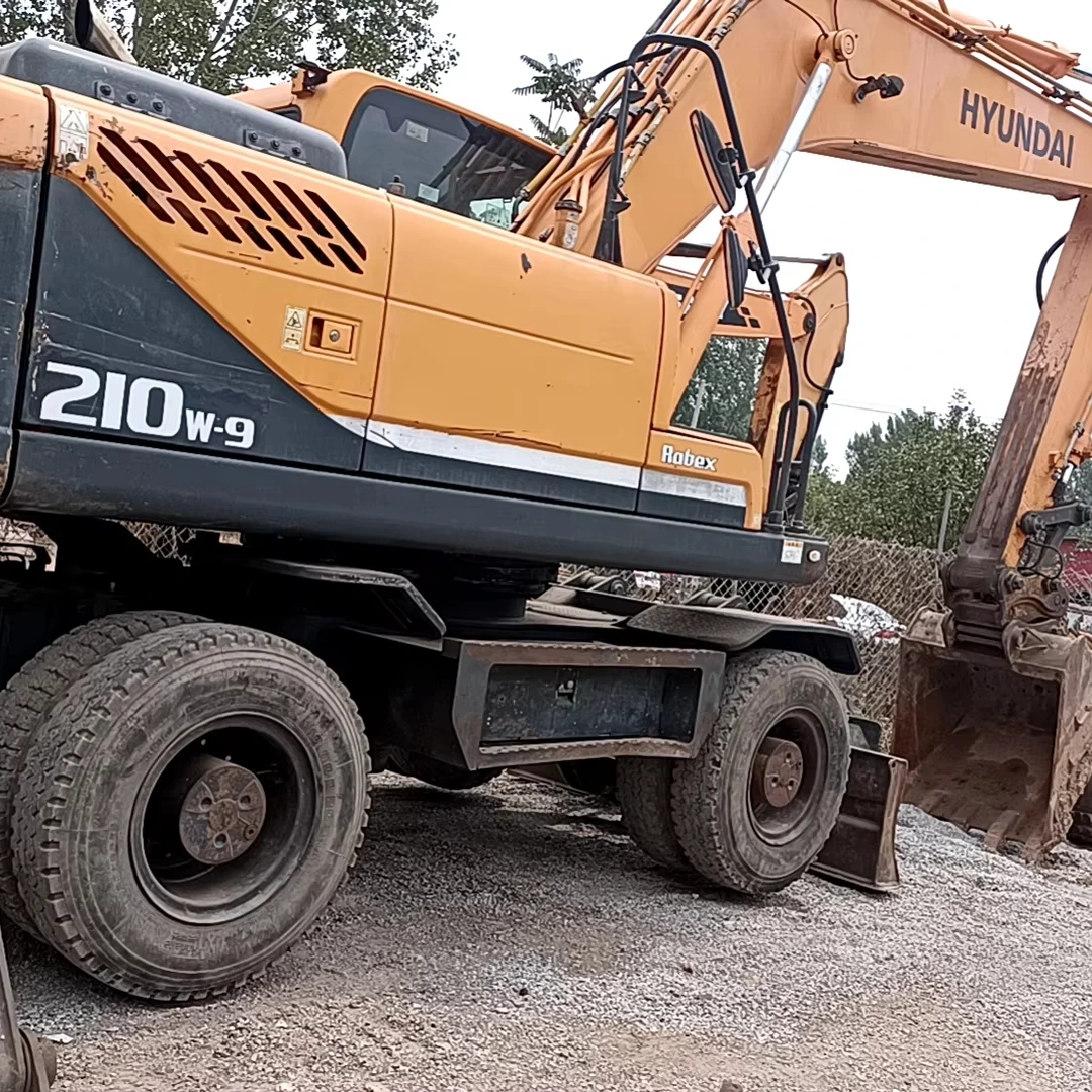 Высокое качество б/у Hyundai R210W-9 красивое состояние с доступным послепродажным обслуживанием колесные экскаваторы для продажи