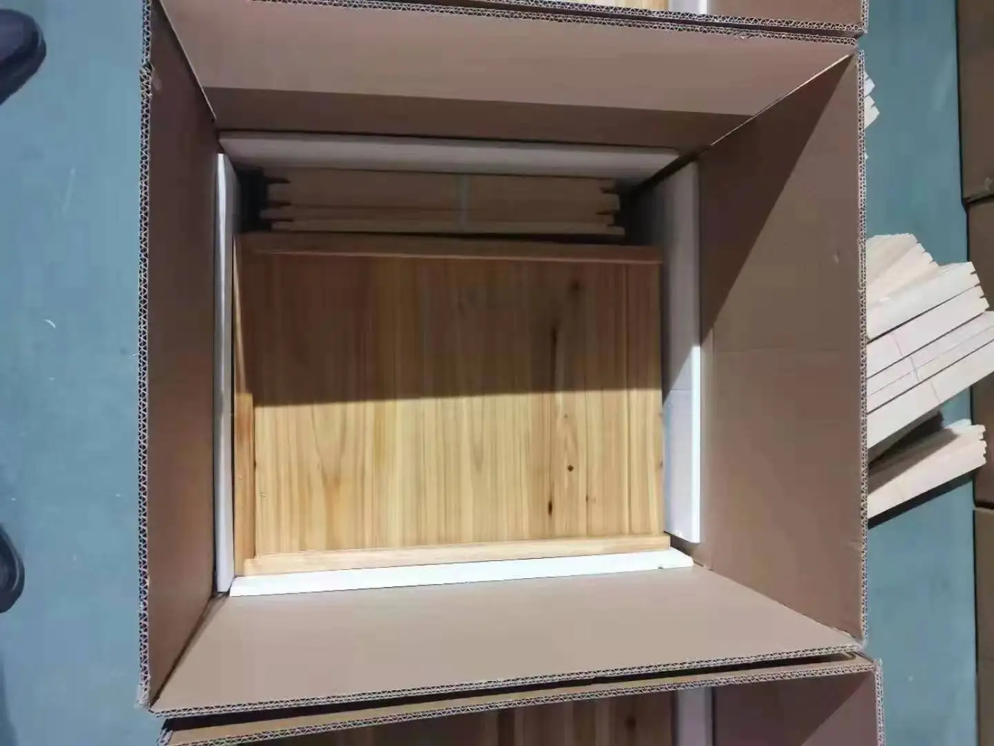 10-Frame 4 Layers Bee Hive Complete Beehive Kit Beeswax Coated Beehive Include Frames and Foundation Sheets