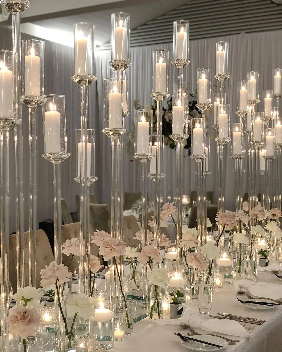 MH-TZ0572 Wholesale 8  arms long stemmed modern glass tube vase crystal candle holders wedding table centerpieces candelabra