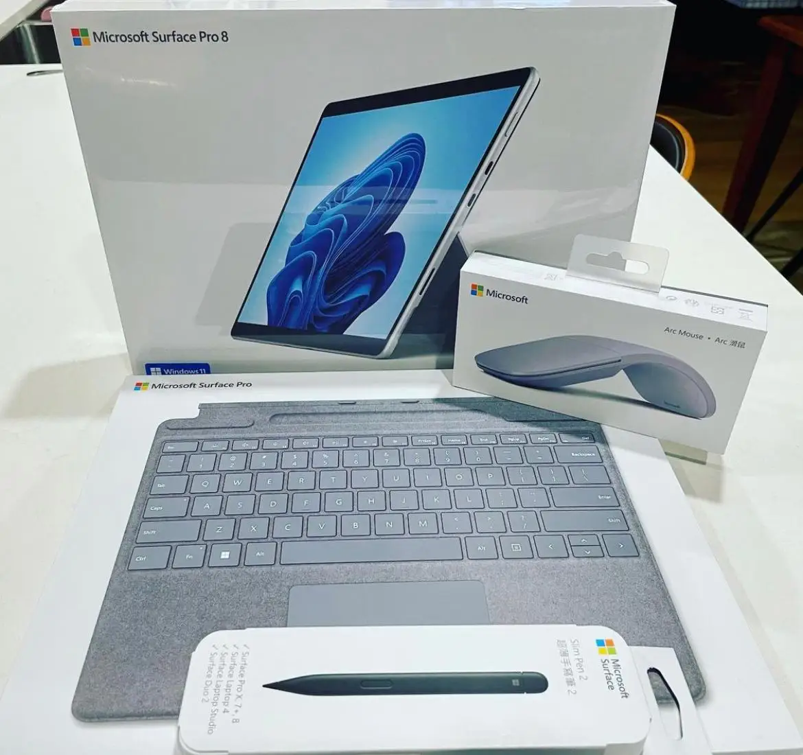 BEST OFEER DEAL  FOR-Microsofts Surface Pro 8 2 In 1 Core i7 16GB 512GB 13inch