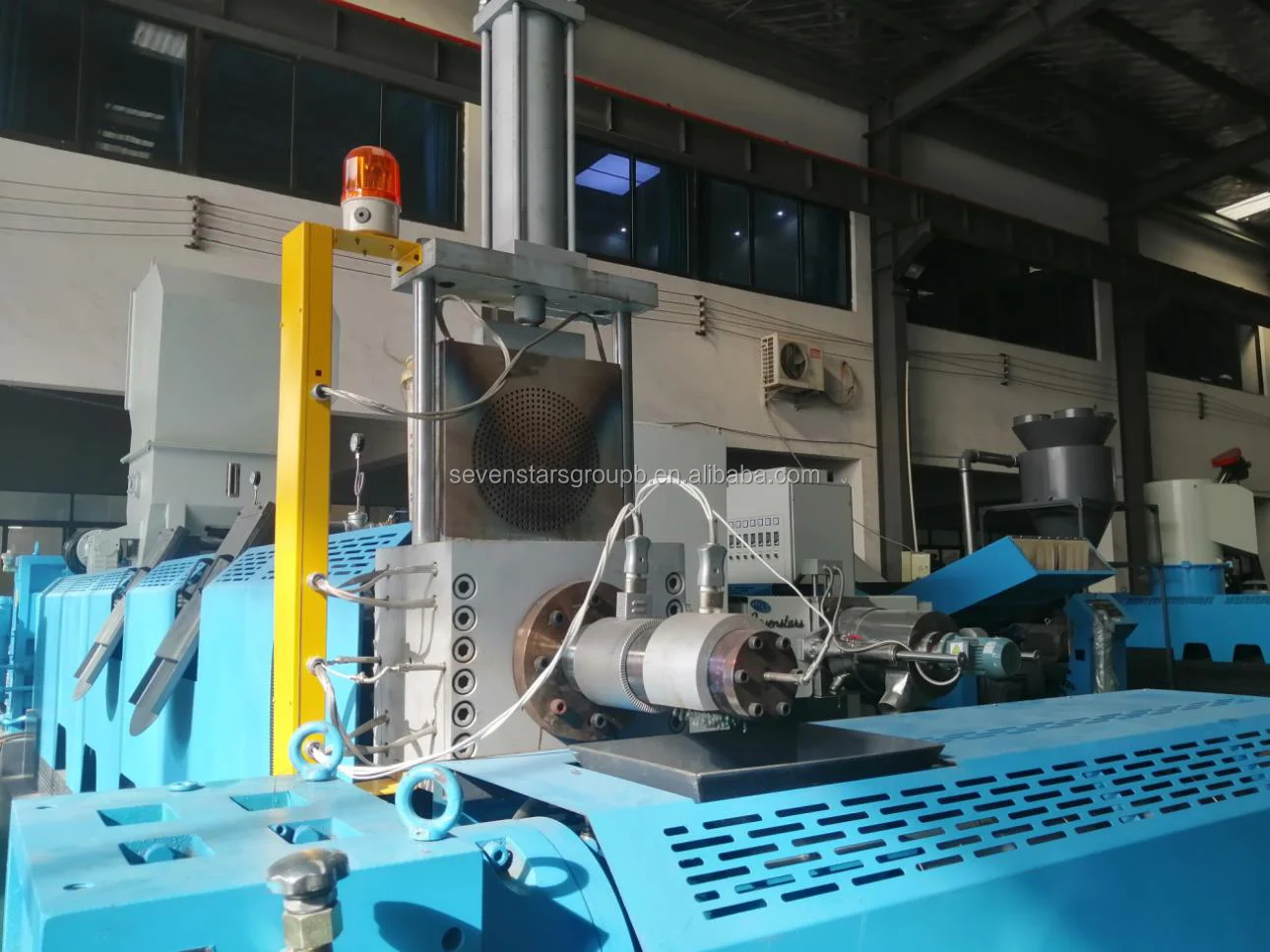 Waste Plastic PP PE PS Recycling Granulation Machine / Double Stage Pelletizing Line