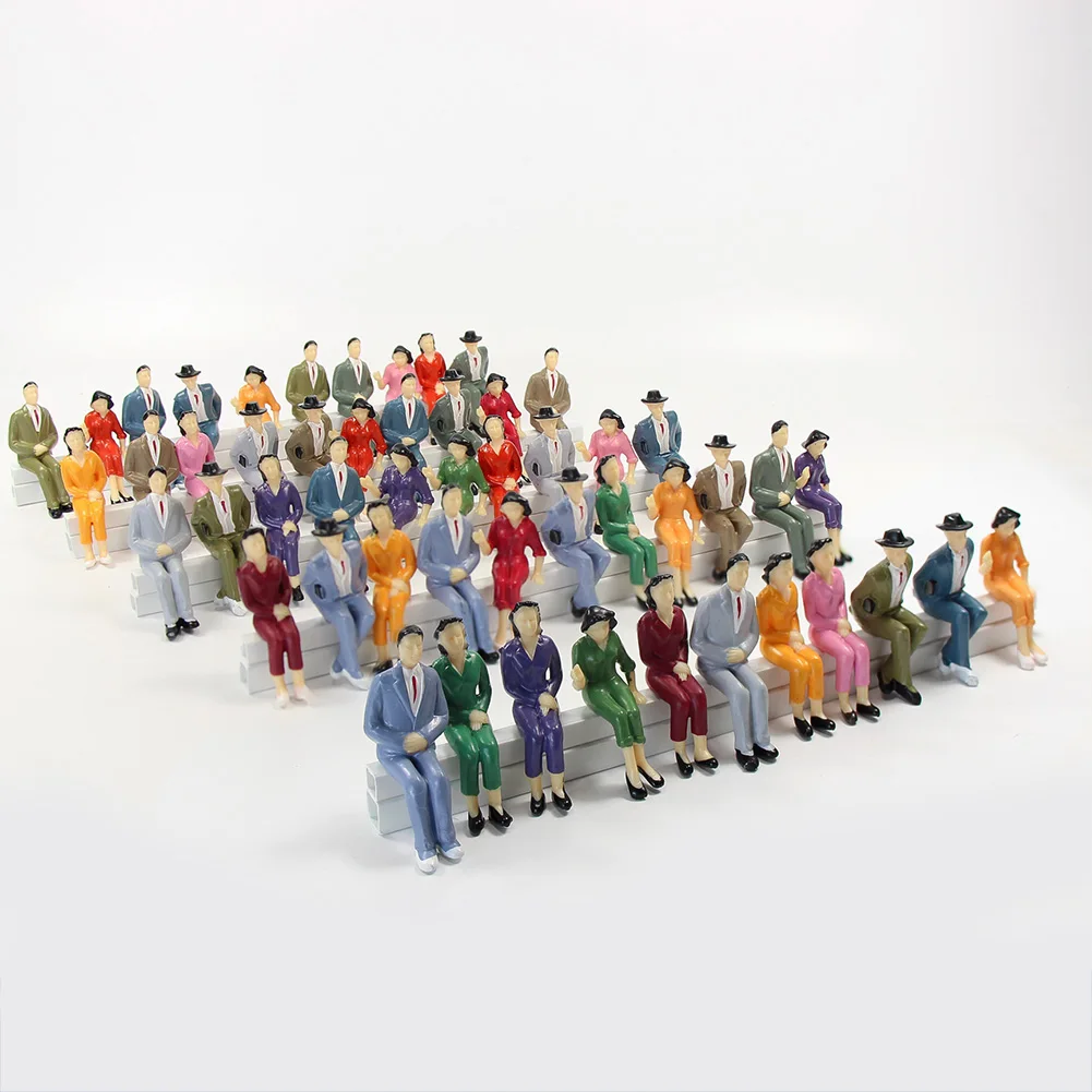 P2526 Model Train Railway  G scale Sitting Figures 1:25 Painted Seated People