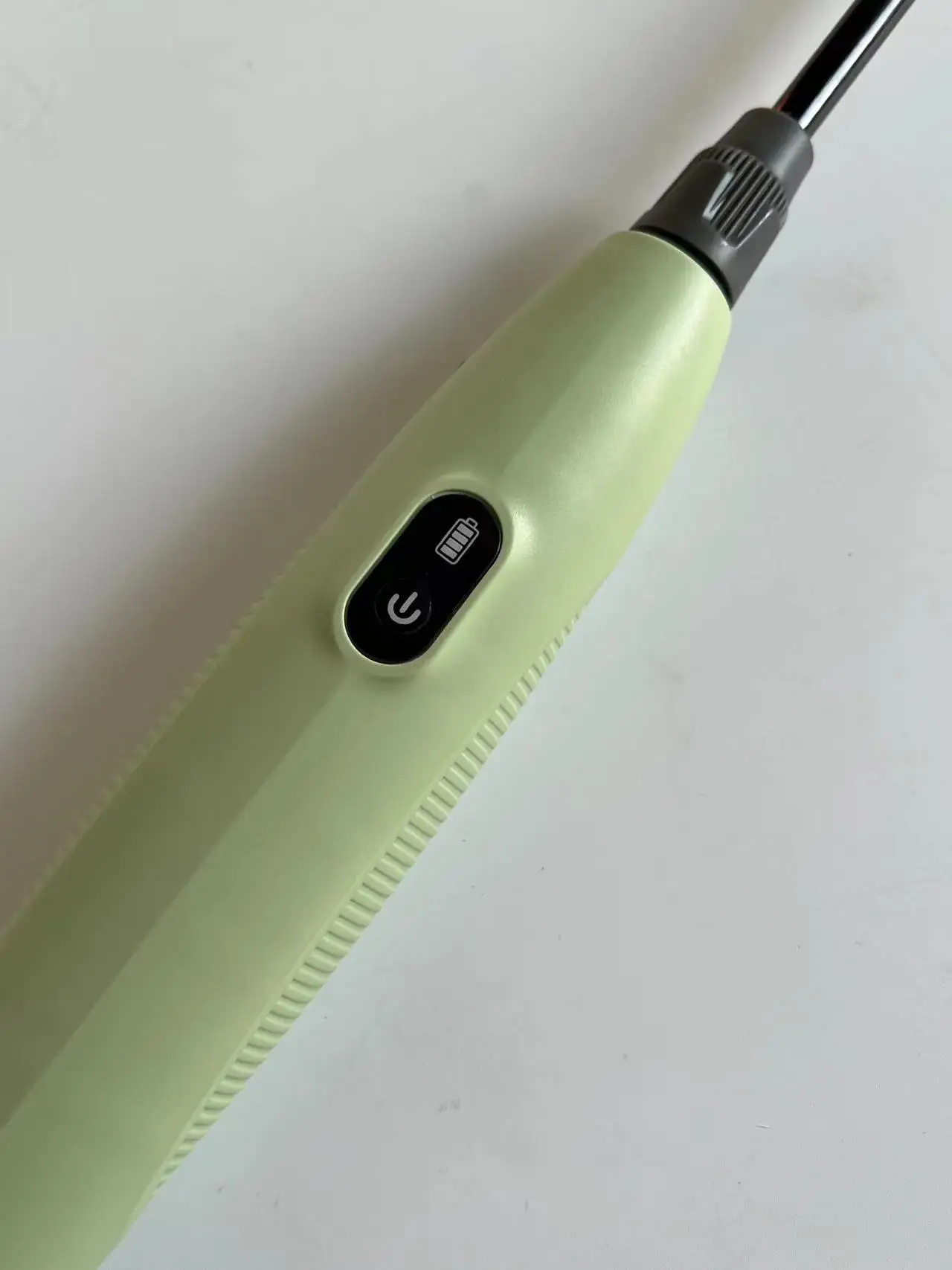 New 5-Liter Small Capacity Garden Electric Sprayer with Gravity Ball and Handle Battery for Efficient Spraying type c socket