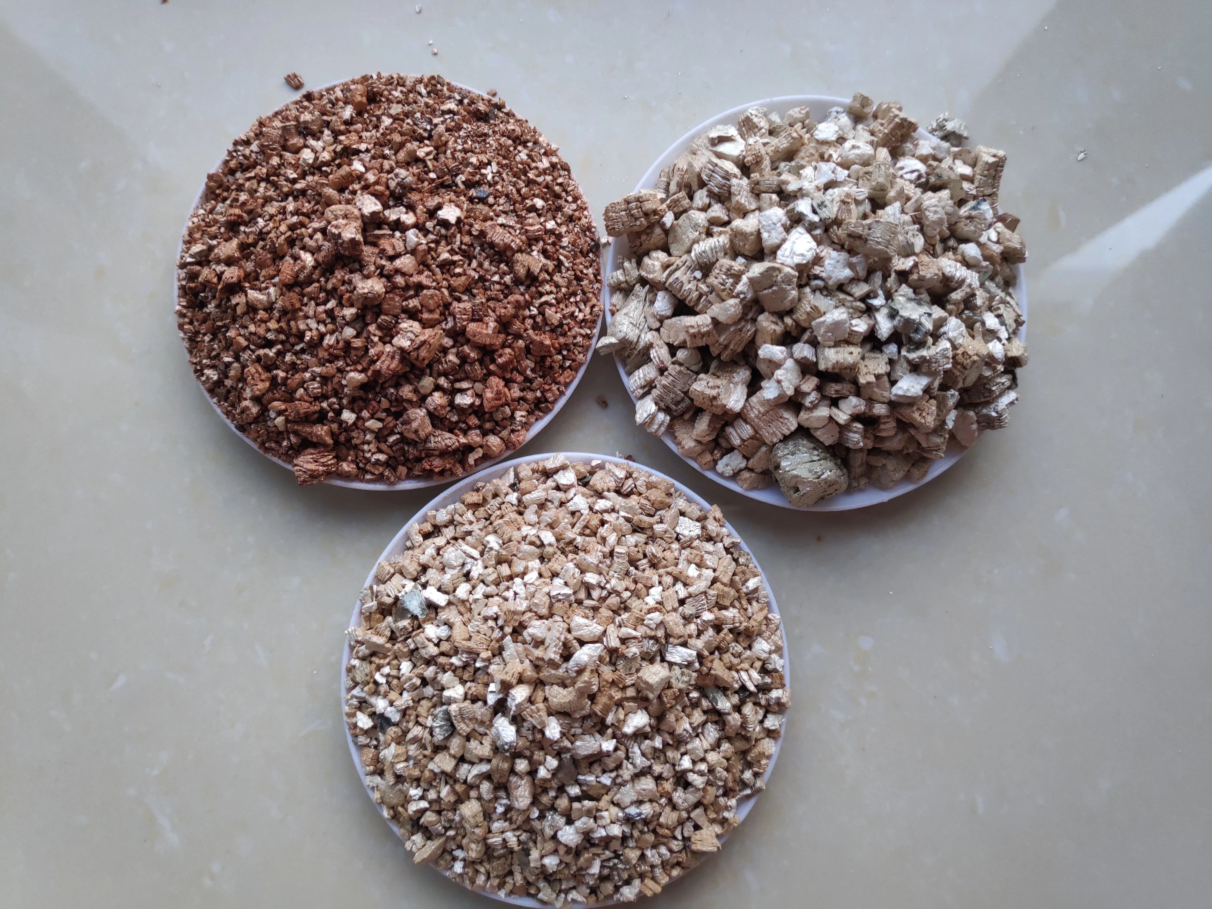Vermiculite (9)