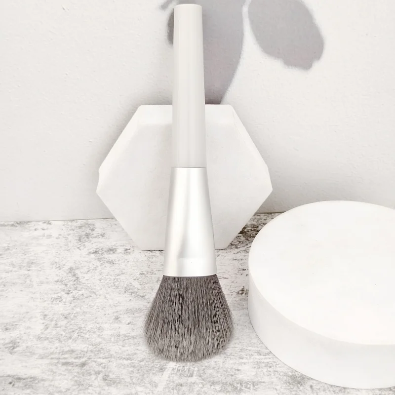 Blush brush Even point powder base brush Super soft large loose powder high light fluffy brush makeup tool
