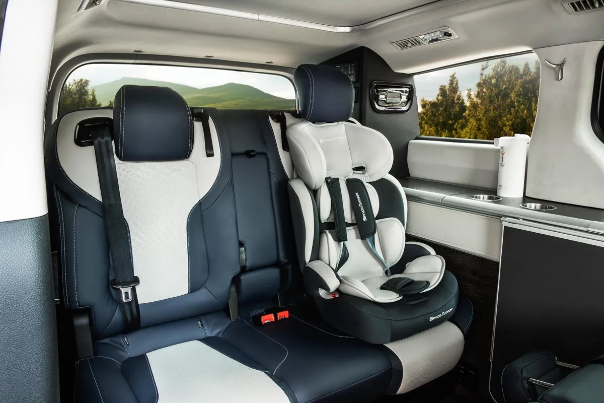 Buy 2024 Cheap Rvs Campers Used MAXUS Traveler G20 Time Edition Convenient Truck Camper Off-Road Rvs For 6 People