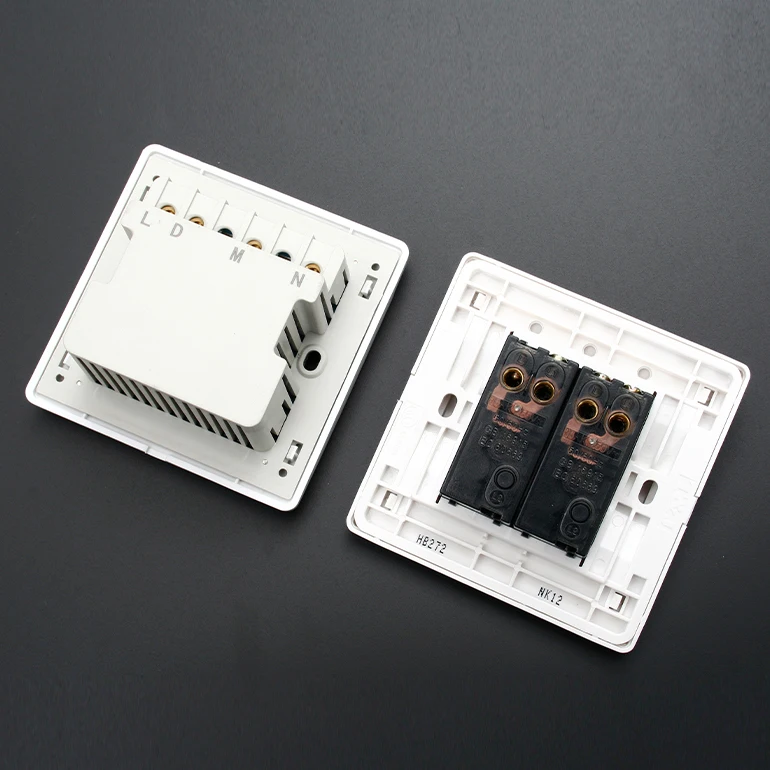 Touch doorplate with DND, make up room