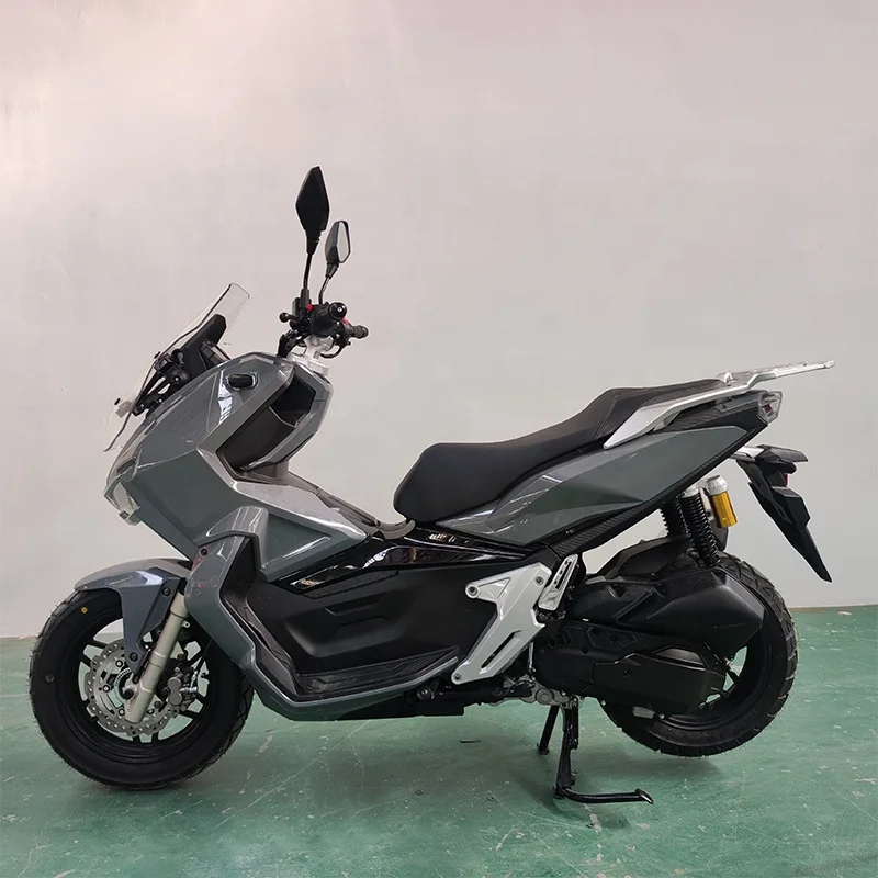 EEC certificate model ADV150cc max speed 105km/h locin engine Gas Motor 4-Stroke water-cooled for Adult