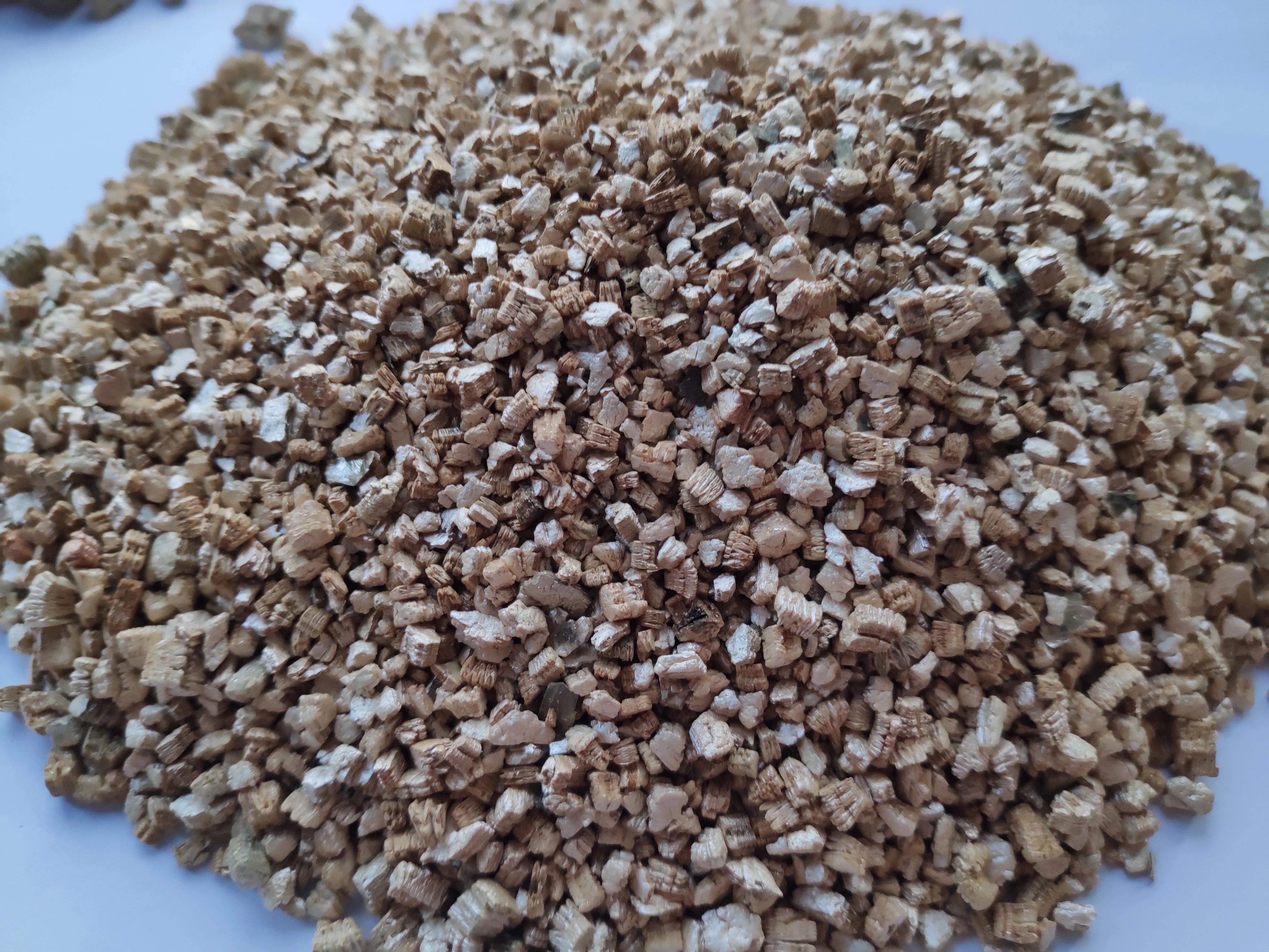Vermiculite (5)