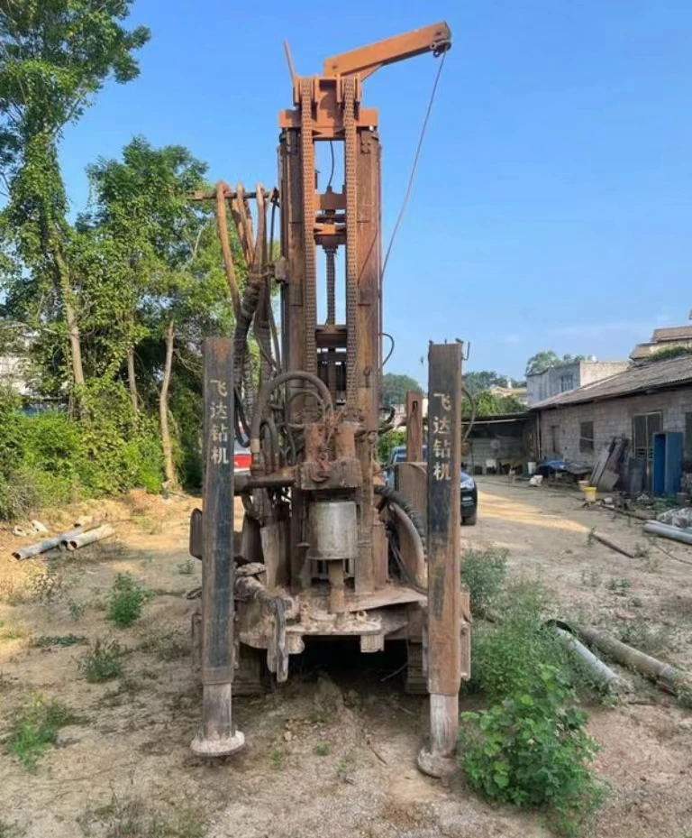 Used/Second hand 200 meters depth crawler water well drilling rig diesel mining drilling rig.