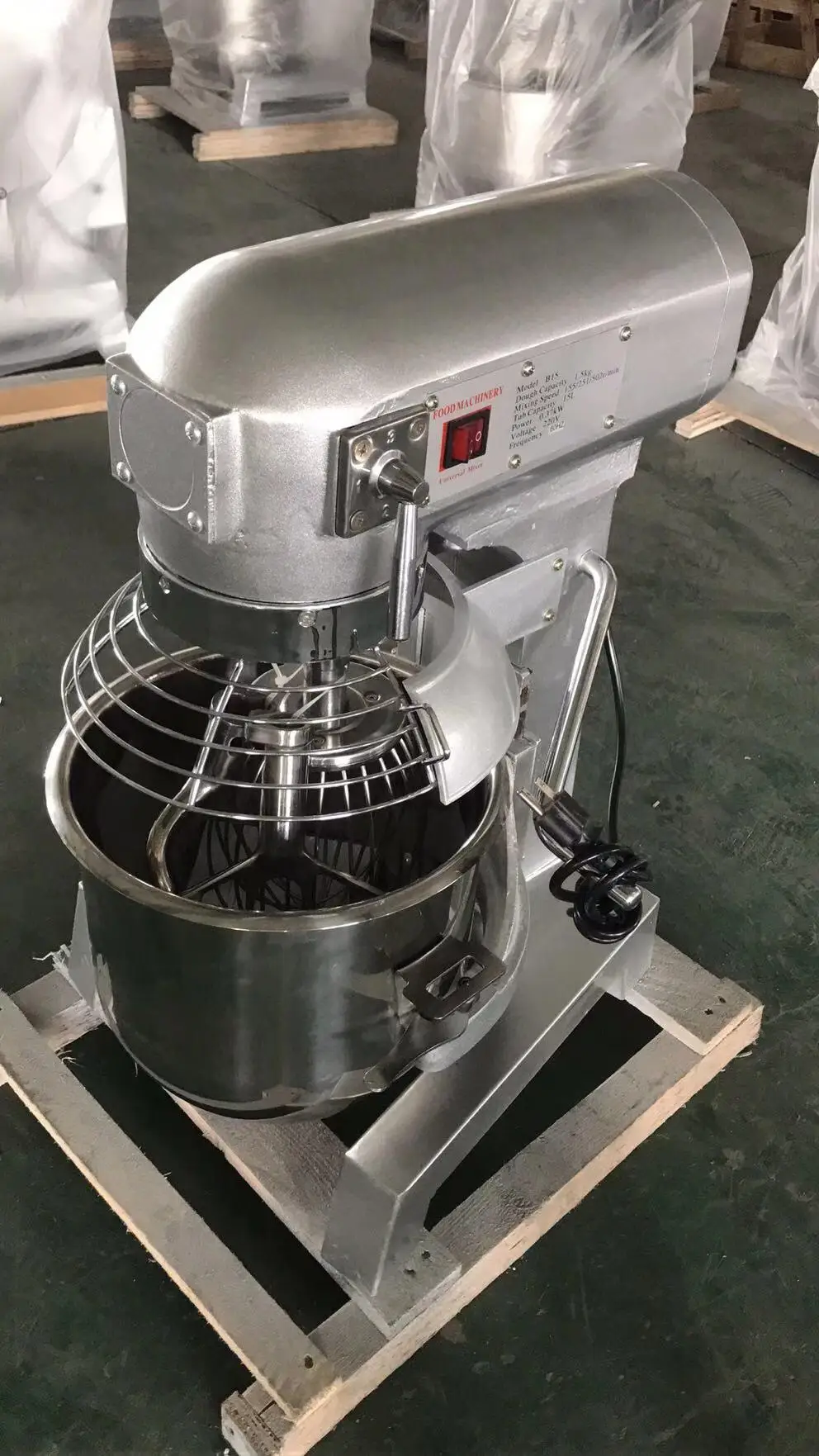 High Quality Dough Maker Egg Flour Food Mixer Machine Baking Equipment Spiral Dough Mixers 15L Free Stand Mixer with Safty Cover