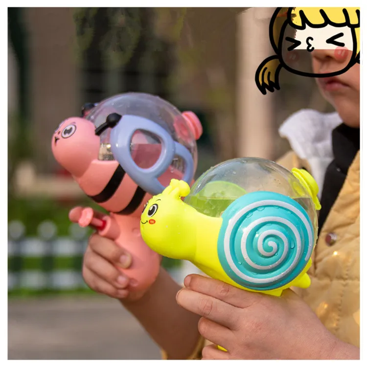 Kids Promotion Small Water Gun Toy Cute crystal ball transparent squirting plastic bee for boy and girl kids cartoon animal