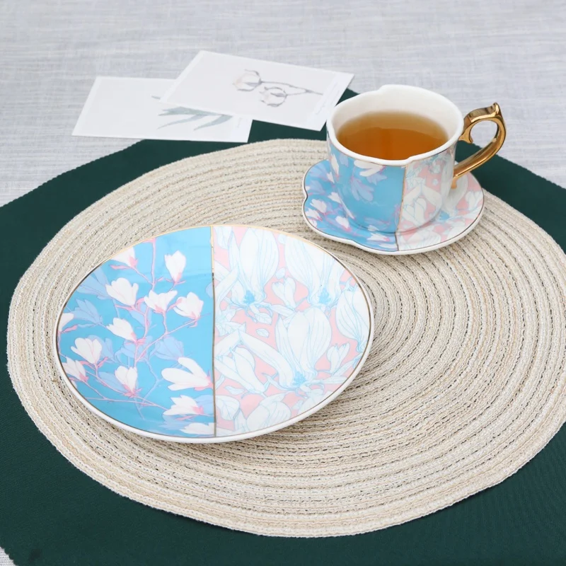 China supplier Wholesale Golden Rimmed Magnolia Pattern Arabic Round Porcelain Ceramic drinkware tea cup saucer set