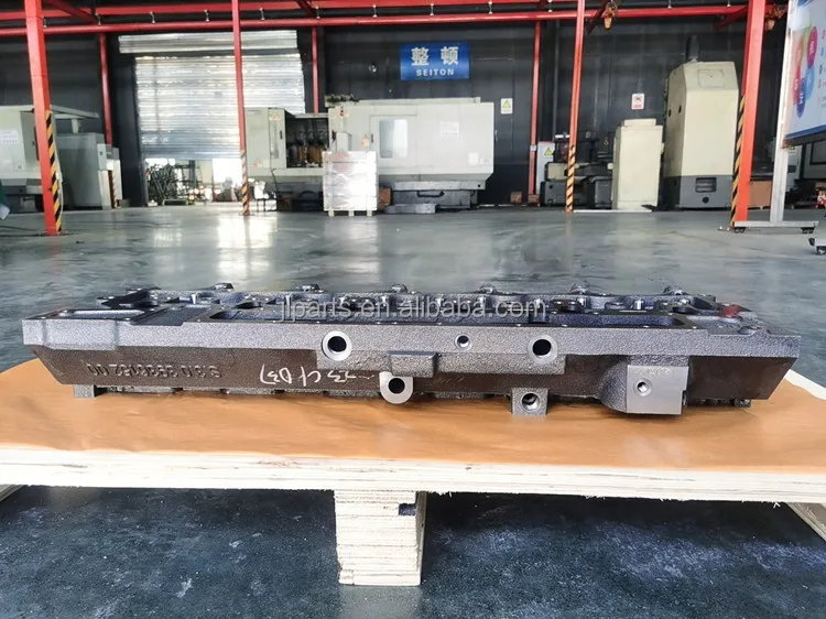 3968631 6CT8.3L Cylinder Head Bare 6CT 8.3 Diesel Engine Motor Parts