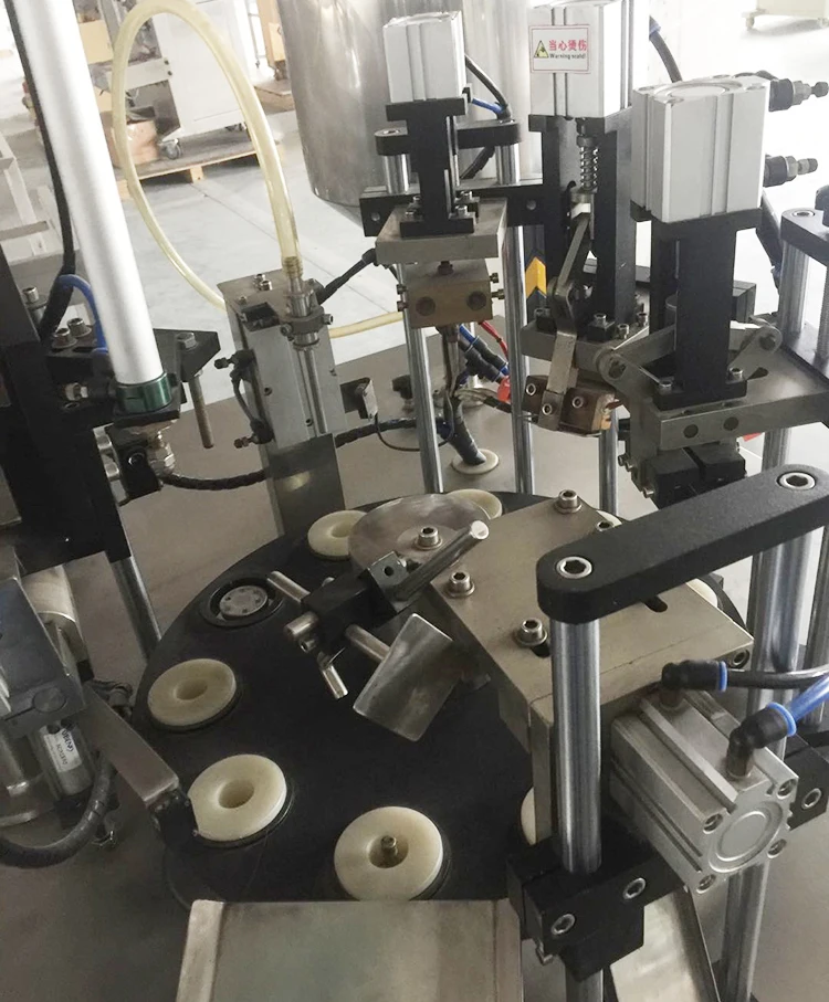  Automatic Ultrasonic Plastic Soft Tube Filling And Sealing