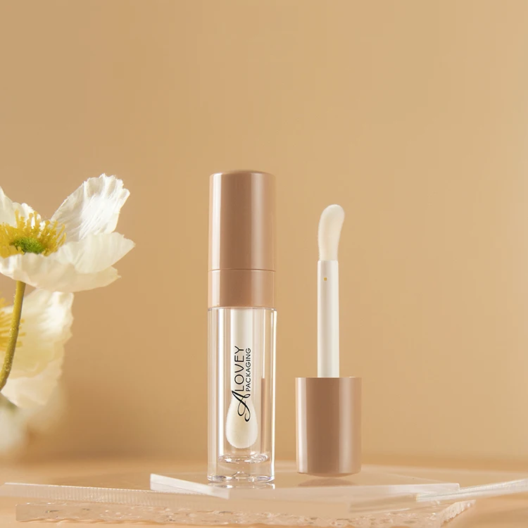 7ml Charming Pink Nude Color Big Doe Foot Lipgloss Tubes Thick Wand With Collar