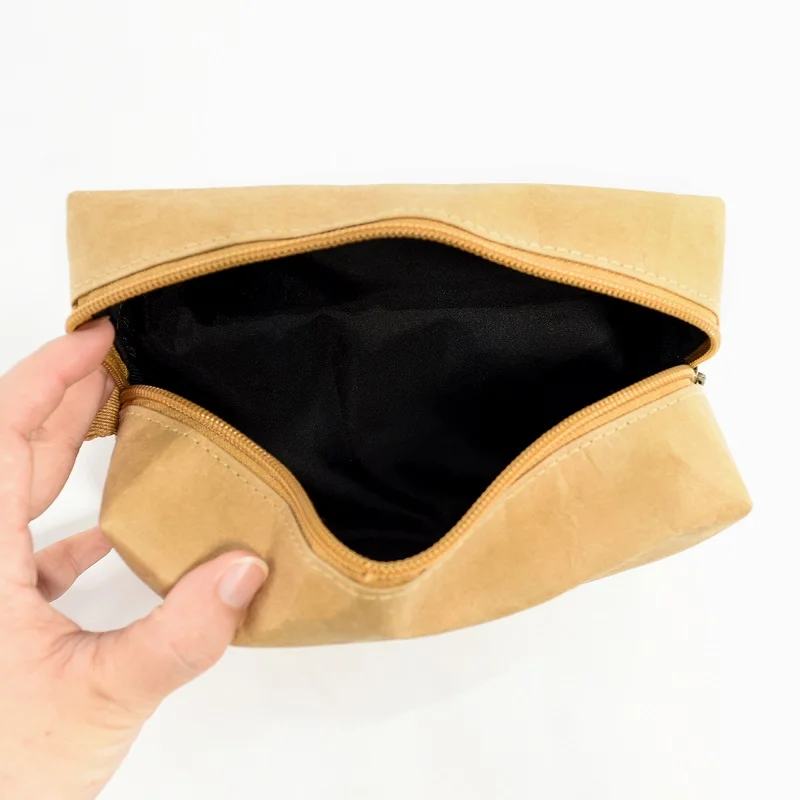 New style retro DuPont paper stationery pencil bag large capacity washable zipper cosmetic bag Kraft paper pencil case