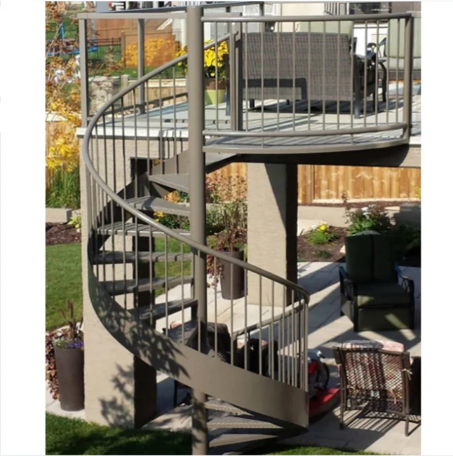 Duplex House Spiral Stairs Wooden Steps and Metal Spiral Staircase