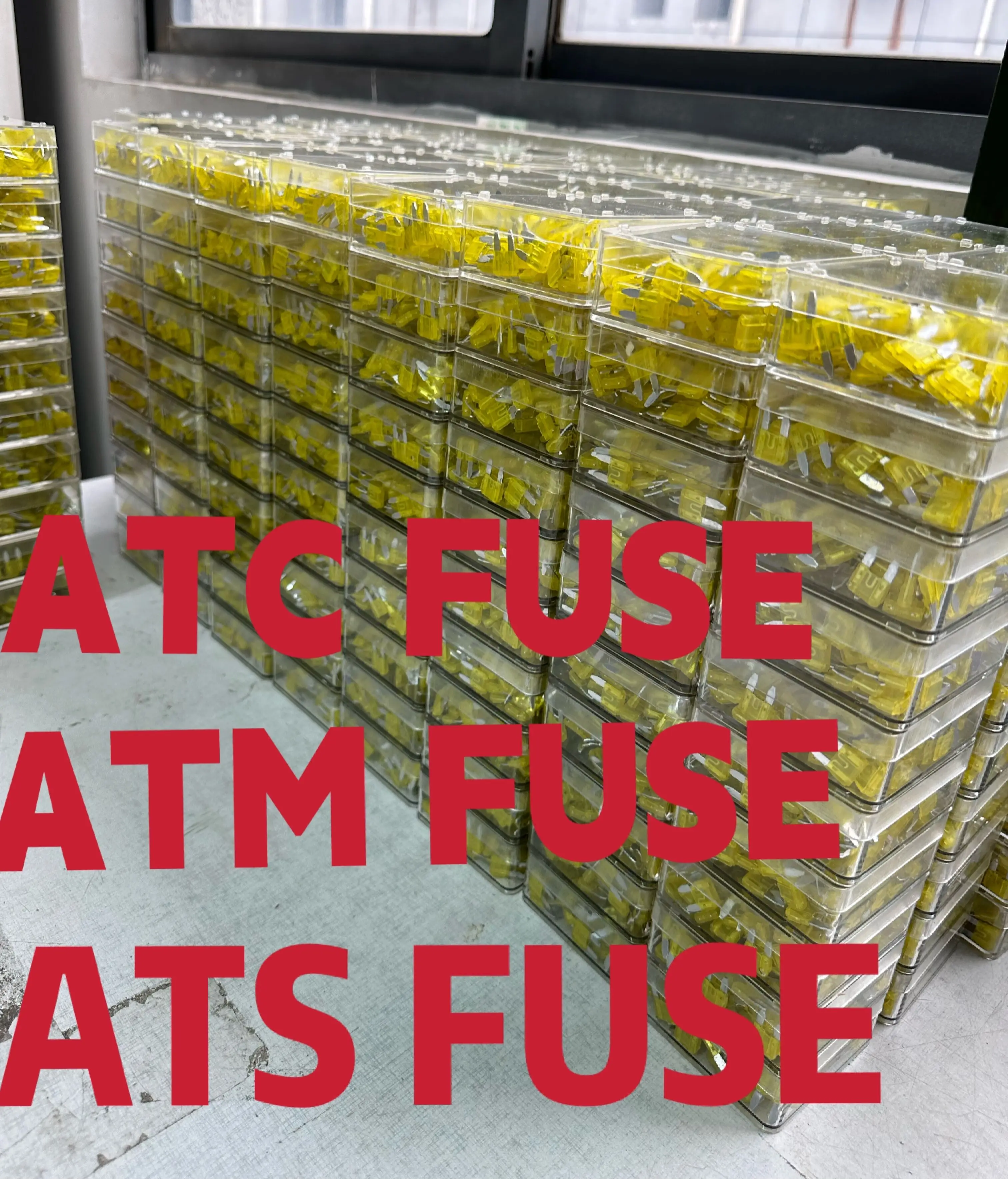 Hot Selling Fusibles Automotriz Standard Mini Micro Maxi Medium Auto Car Blade Fuse 1A to 40A Fuse Holder 32V Low Sx LOW Voltage