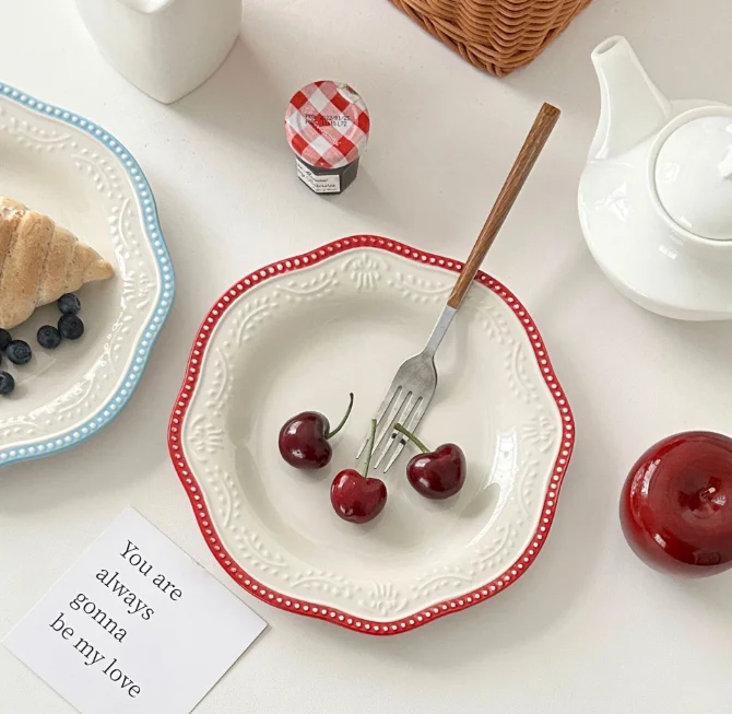 wholesale wedding Vintage lace relief plate ceramic tableware Western plate dessert plate for home bar Restaurant