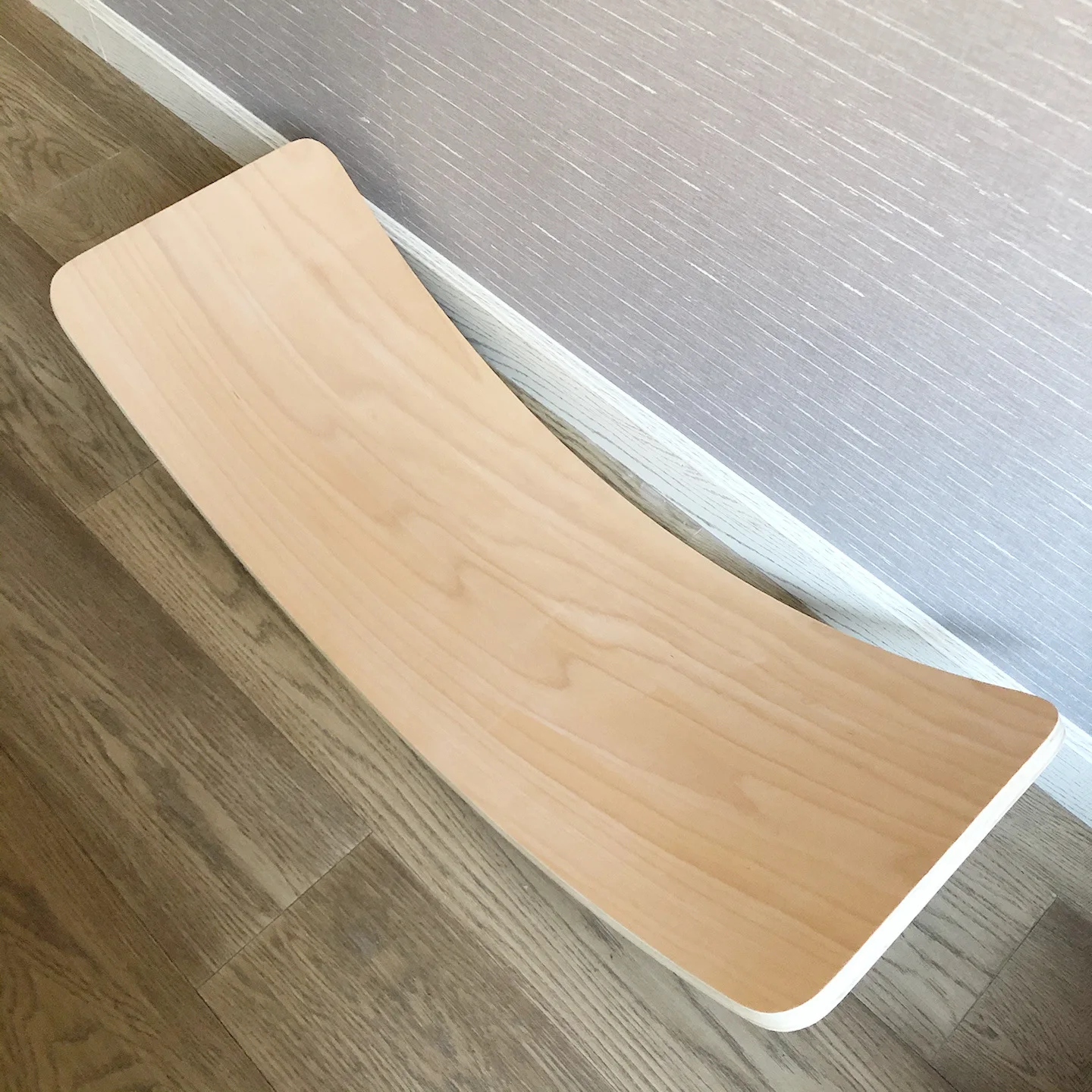 Latest Hot Sale Kids Yoga Curvy Rocker Wooden Montessori Wobble Fitness Balance Board