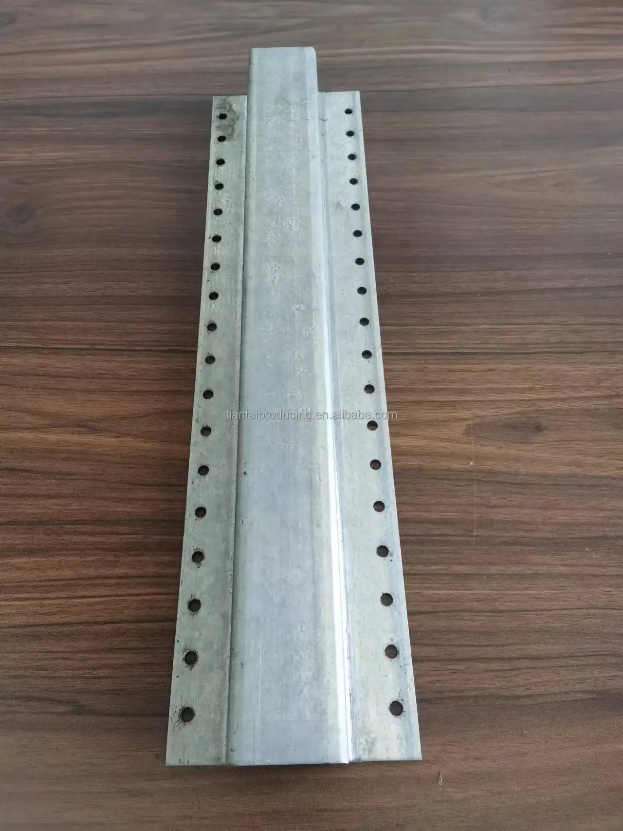 line fence post (3).jpg