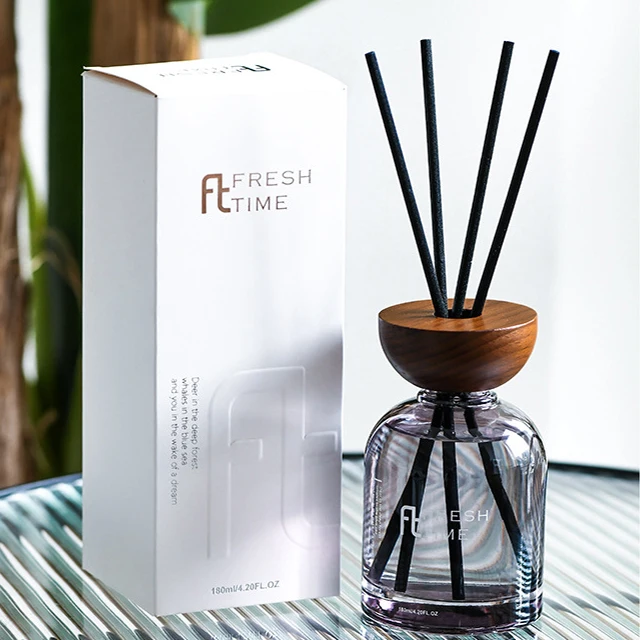 Vietnam Home Hotel Transparent Glass Essential Oil Aroma Reed Diffuser Luxury Scenting With Wooden Cap