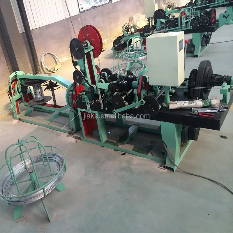 CS-A high quality twisted barbed wire making machine