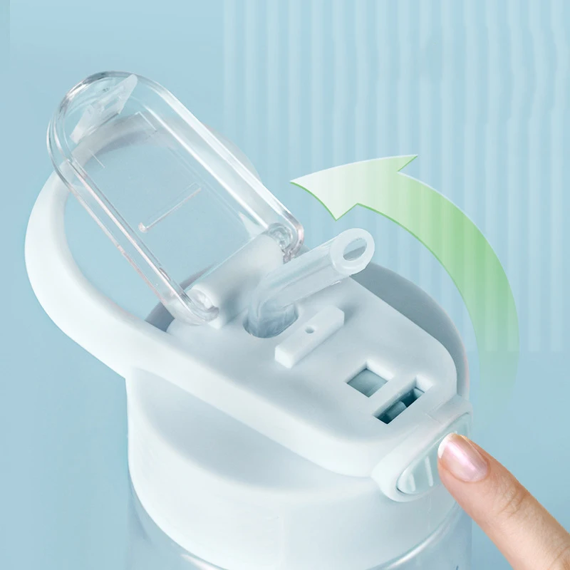 500ML Baby Plastic Water cup Animal Print Pattern plastic Portable Water Bottle With Plastic Lids children Straw bottles