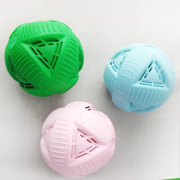 
Cactus Shaped Dryer Balls Clothing Aerators (set of 2) 