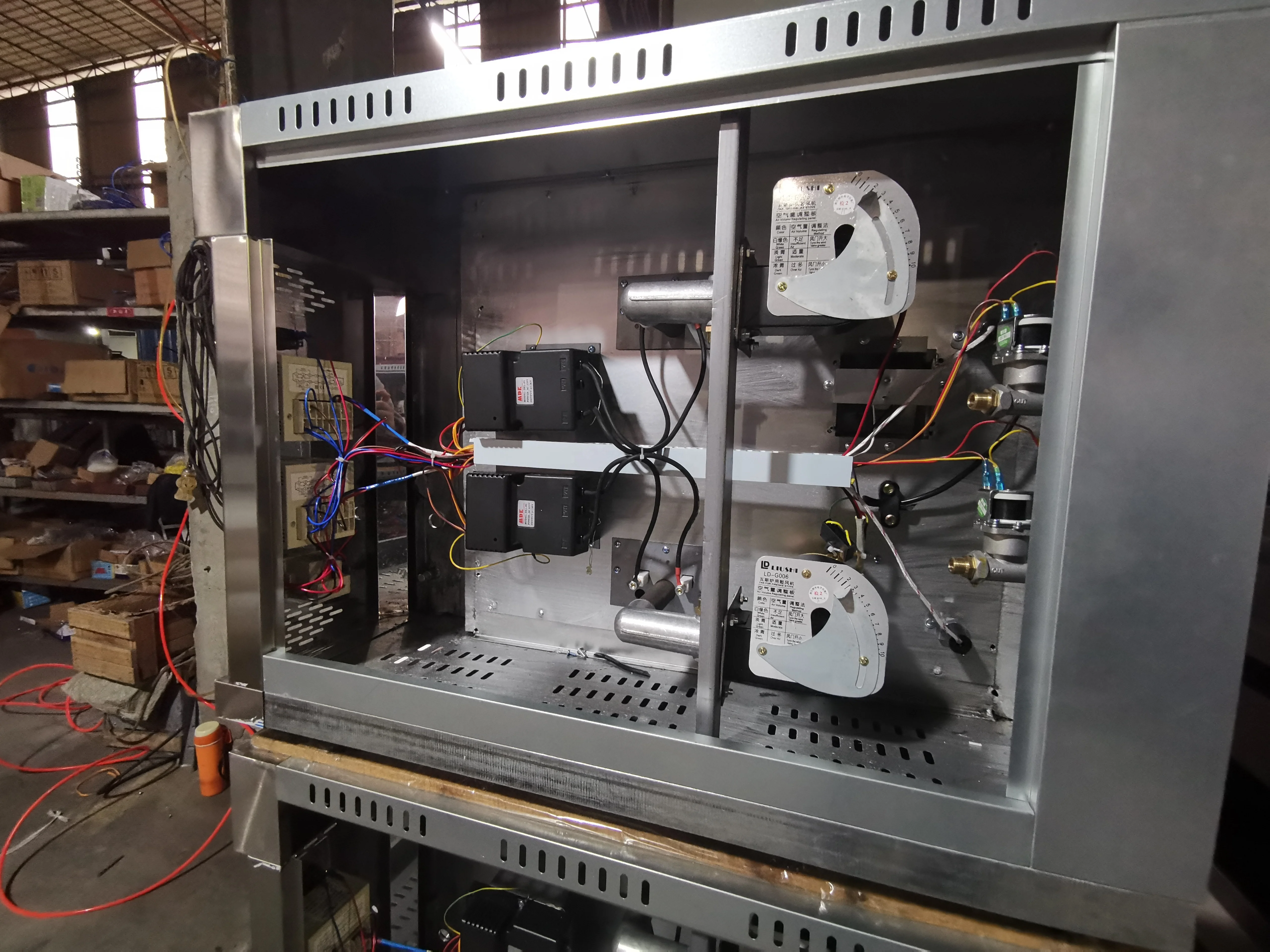 Коммерческая большая газовая духовка на 2 колодки