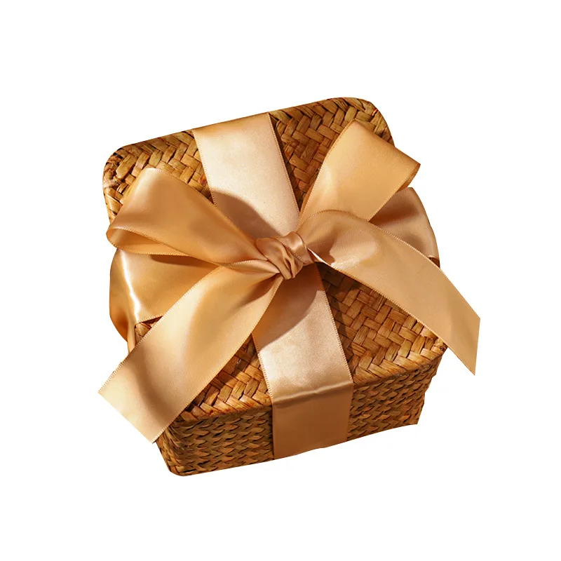 Exquisite wedding candy bamboo gift box Dragon Boat Festival hand-made straw cup toy clothes gift storage box