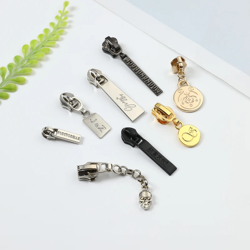 Custom Made Logo Bag Metal Zipper Slider Zip Puller Zipper Head Zipper Pull For Handbag