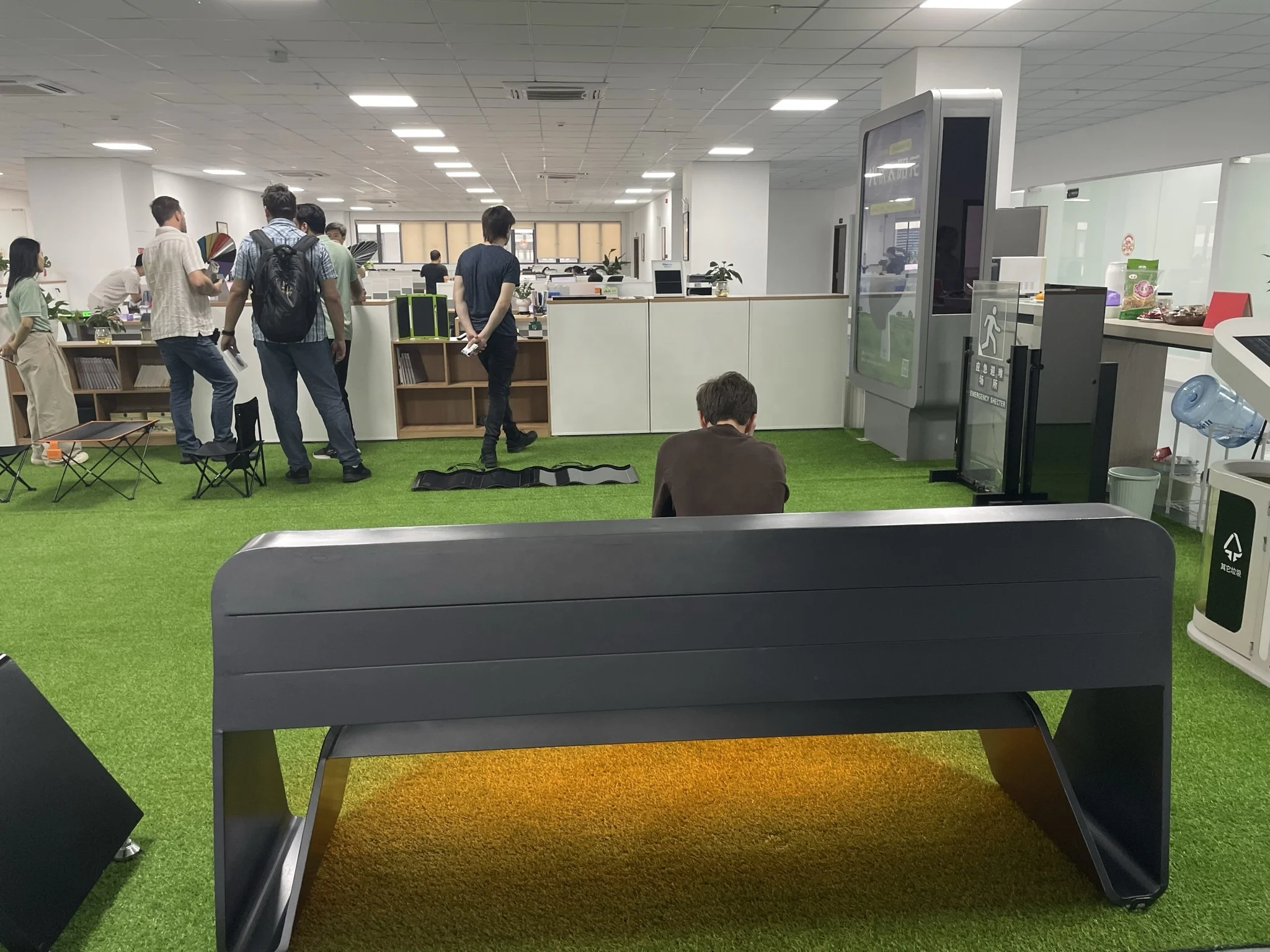 solar power bench solar power smart furniture for park solar bench For Solar Park Smart City Future City Solution Project