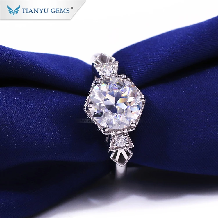 
Tianyu Gems customized platinum 8mm OEC diamond moissanite engagement rings 
