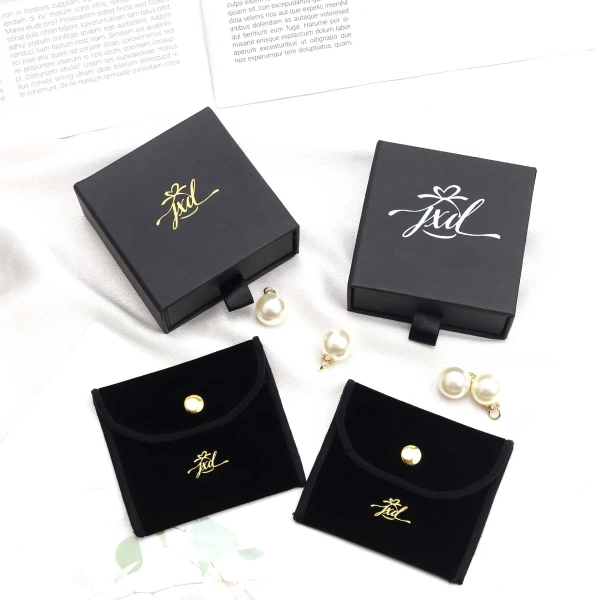 Custom Brand Logo Cardboard Paper Necklace Bracelet Jewelry Boxes Black Drawing Gift Box Envelope Velvet Jewelry Bag