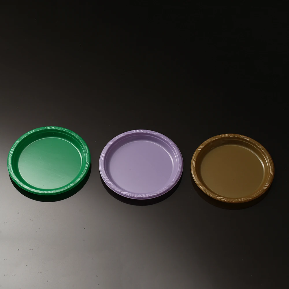 2024 New Arrival Plastic Plate Black 2024 Best Selling Disposable Plastic Colorful Tableware Discs Can Hold Dessert Cakes