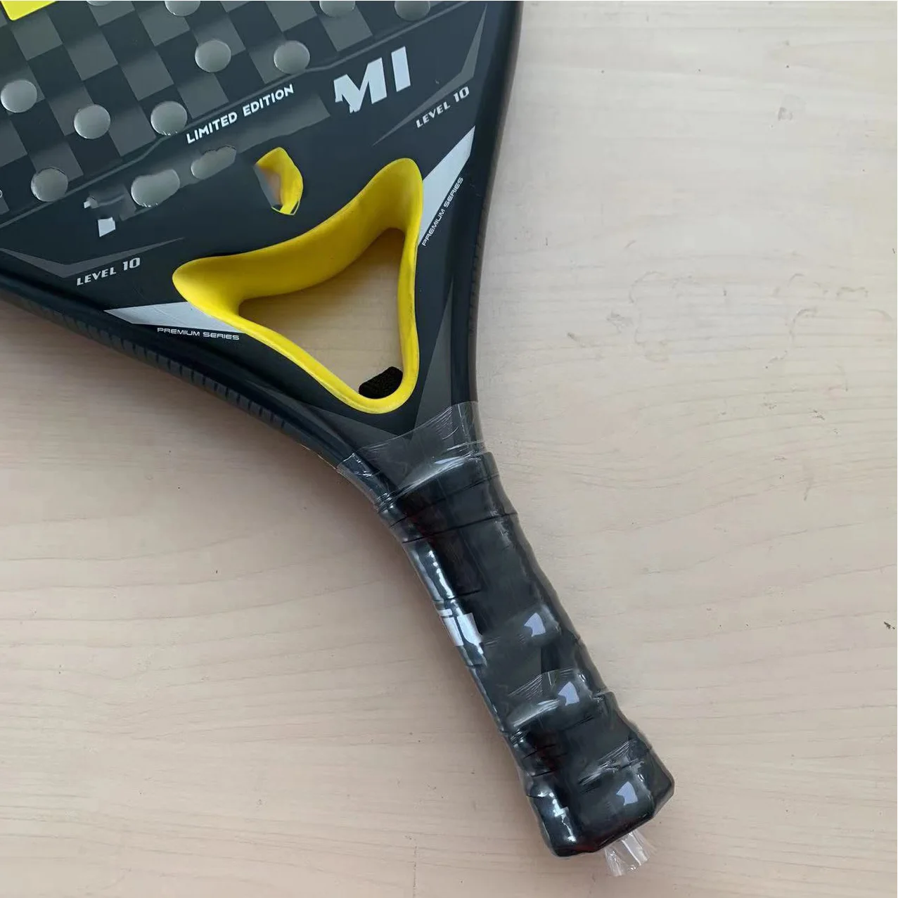 Теннисная ракетка из углеродного волокна 2024