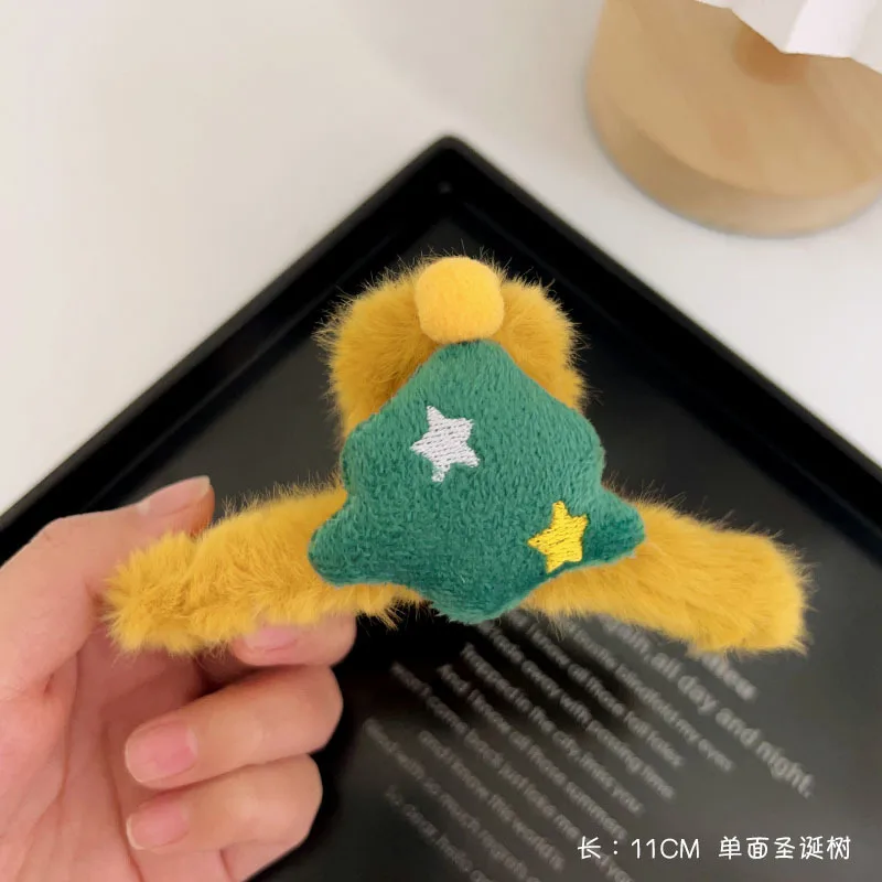 Dowell Christmas Fluffy Autumn And Winter Handmade Wool Crochet Hair Clip