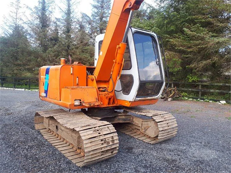 Original Used Hitachi Ex60-2 Mini Hydraulic Crawler Excavator for sale EX60 EX60-1 EX60-3
